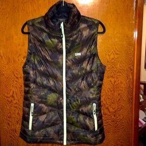 Cirq down vest